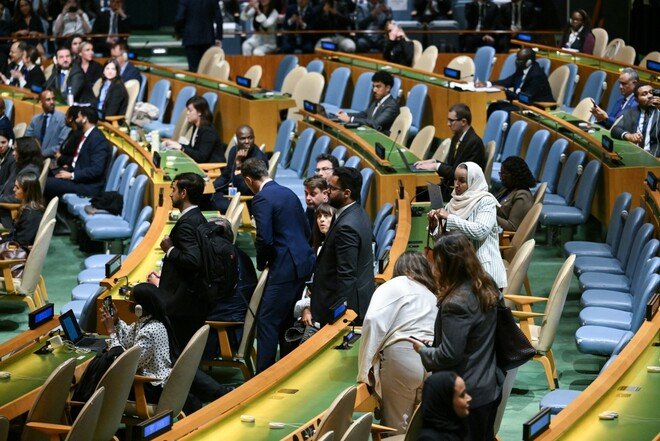 اقوام متحدہ: اسرائیلی وزیراعظم کی تقریر کے دوران درجنوں سفارتی نمائندوں کا واک آؤٹ