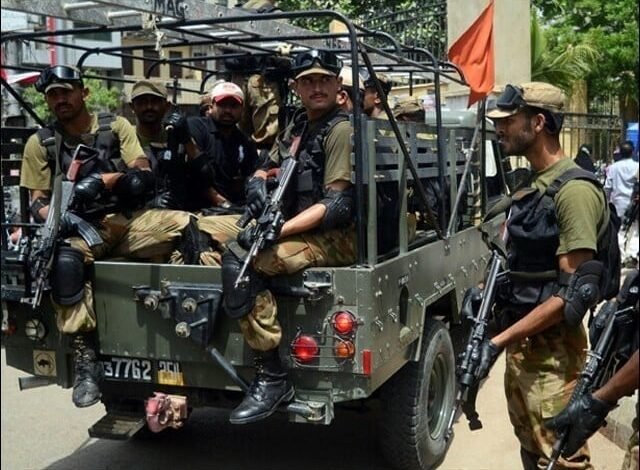 خیبرپختونخوا میں سکیورٹی فورسز کی کارروائیاں، 10 خوارج ہلاک، 6 جوان شہید