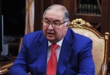 یورپی یونین کی ہزاروں روسی کاروباری شخصیات کے خلاف پابندیوں کی تجدید کی تجویز، دو کے خلاف پابندیاں ختم