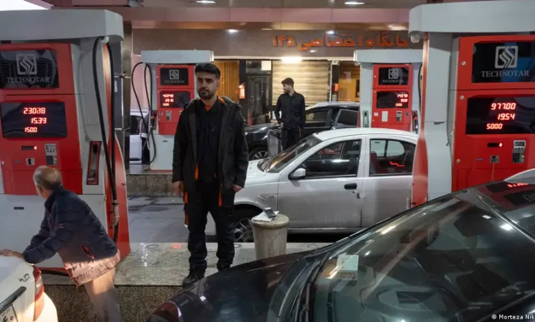 ایران میں اَن سبسیڈائزڈ پیٹرول کی قیمت دوگنی کرنے کا اعلان