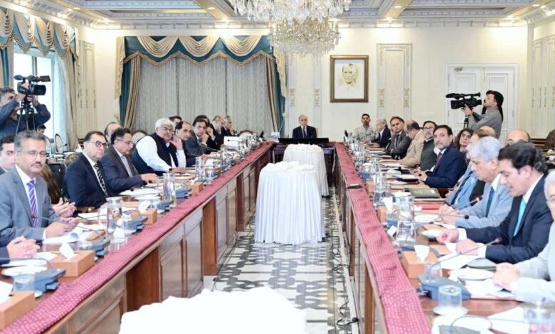 برآمدات میں اضافے کو ملکی معاشی ترقی کی بنیاد بنایا جائے، وزیراعظم شہباز شریف
