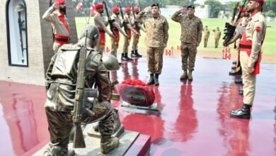 پشاور کور ہیڈکوارٹرز کا دورہ، فیلڈ مارشل عاصم منیر کا دہشت گردی کے خلاف جنگ میں عزمِ استقامت کا اعادہ
