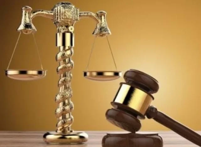 لاہور میں آذری سیاح کا عدالت میں بیان، تین افراد پر قید، دھمکانے اور مبینہ اجتماعی زیادتی کے الزامات