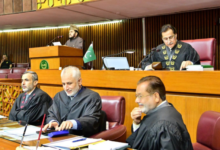 تحریک کے حق میں 214 اور مخالفت میں 56 ووٹ، چار گھنٹے سے زائد بحث کے بعد ایوان میں شدید ہنگامہ آرائی اور اپوزیشن کا احتجاج، پی ٹی آئی کا صدارتی فرمان پشاور ہائی کورٹ میں چیلنج کرنے کا اعلان
