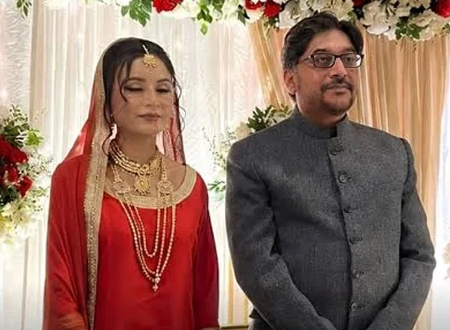گردن ٹوٹی ہوئی، سر کے پچھلے حصے پر 27 سینٹی میٹر لمبا زخم، چہرے اور بازوؤں پر متعدد چوٹیں؛ اہل خانہ کا پولیس تفتیش پر عدم اعتماد، عدالتی کمیشن کا مطالبہ، پارلیمانی قائمہ کمیٹی نے اعلیٰ پولیس حکام کو طلب کر لیا
