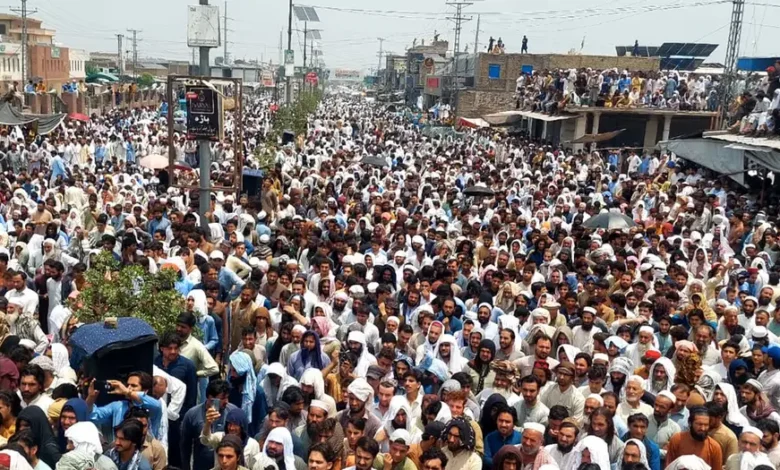 خیبرپختونخوا: وفاق اور صوبے کے مابین کشیدگی میں اضافہ