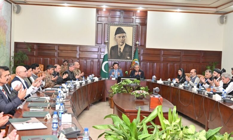 خیبر پختونخوا میں گورنر راج کے بعد عوام امن چاہتے ہیں، محسن نقوی؛ دہشت گردی کا خاتمہ اولین ترجیح ہے، فیصل کریم کنڈی