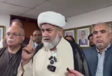 راجہ ناصر عباس کا پرامن احتجاج اور غیر مشروط مذاکرات پر زور، ’ہمارے ہاتھوں میں ہتھیار نہیں قرآن ہوگا‘
