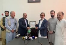 وفاقی وزیر توانائی کا 5 ارب 20 کروڑ روپے کے ڈی جی خان ایئرپورٹ اپ گریڈیشن منصوبے کا دورہ