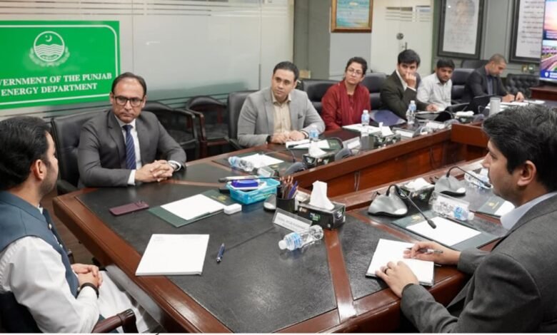 صوبائی وزیر توانائی کو پنجاب کے تین بڑے صنعتی علاقوں میں بیٹری انرجی اسٹوریج سسٹم کے پائلٹ پراجیکٹس شروع کرنے پر بریفنگ
