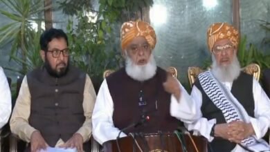 ایمرجنسی اور گورنر راج کا فیصلہ مسترد، دہشت گردی کے خلاف ناکامیوں کا حساب بھی لیا جائے: مولانا فضل الرحمان