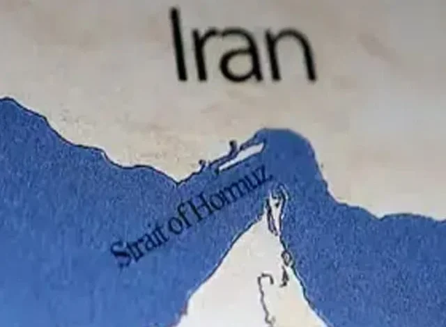 آبنائے ہرمز کھولنے کے لیے ایران کی سات شرائط، امریکی ردعمل ناکافی قرار؛ تہران کا دباؤ کے سامنے نہ جھکنے کا اعلان